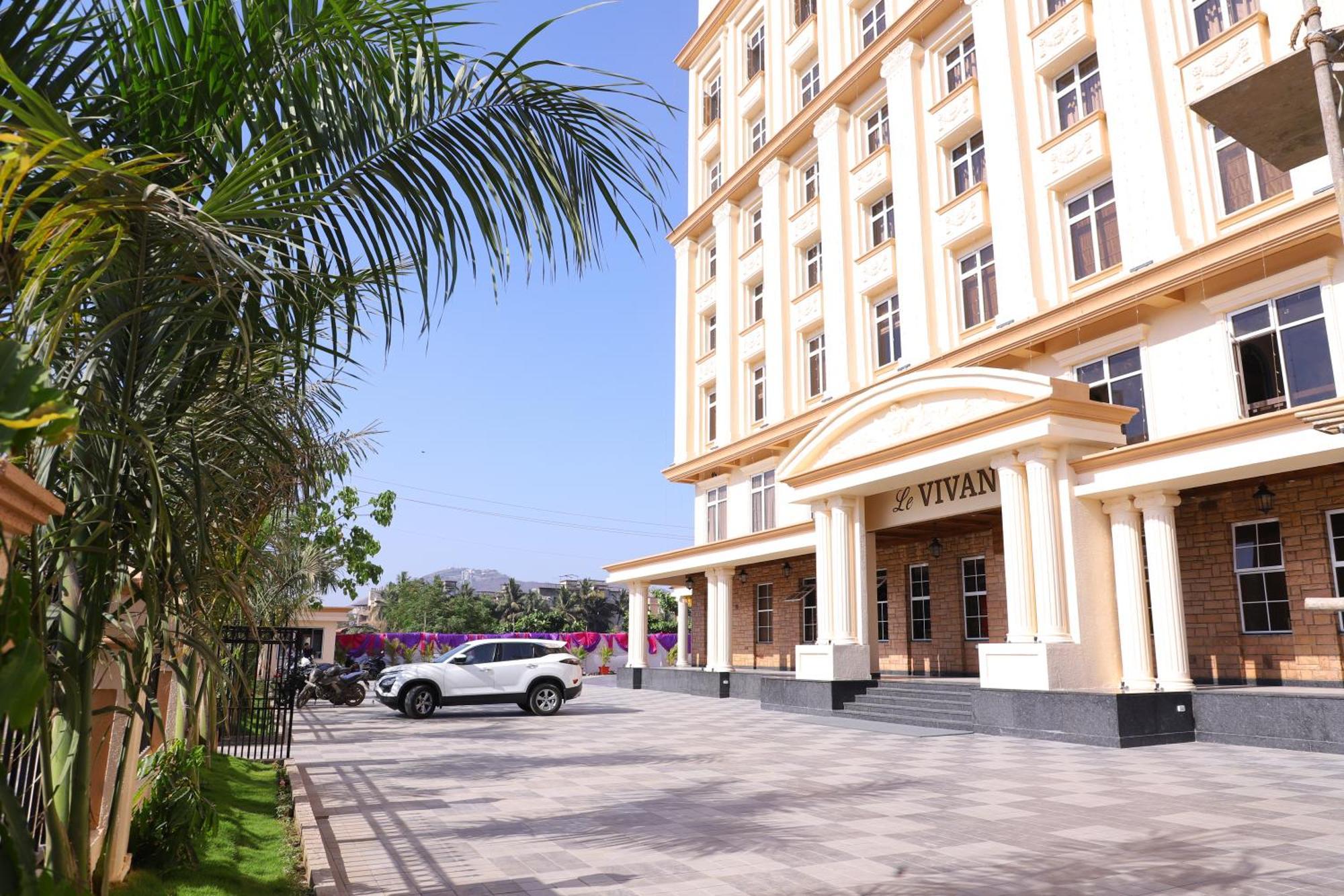 Le Vivanta Virār Exterior photo