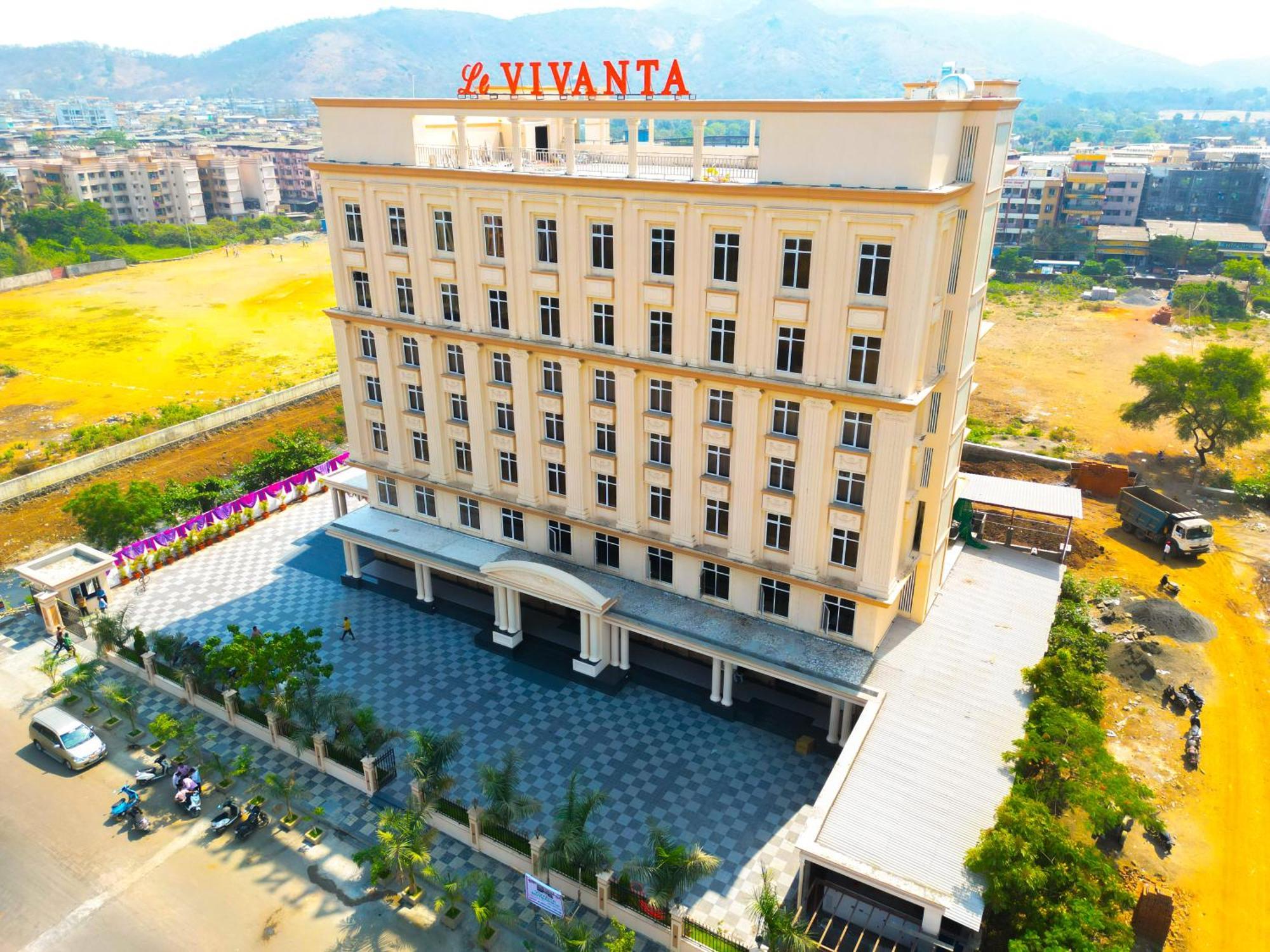 Le Vivanta Virār Exterior photo